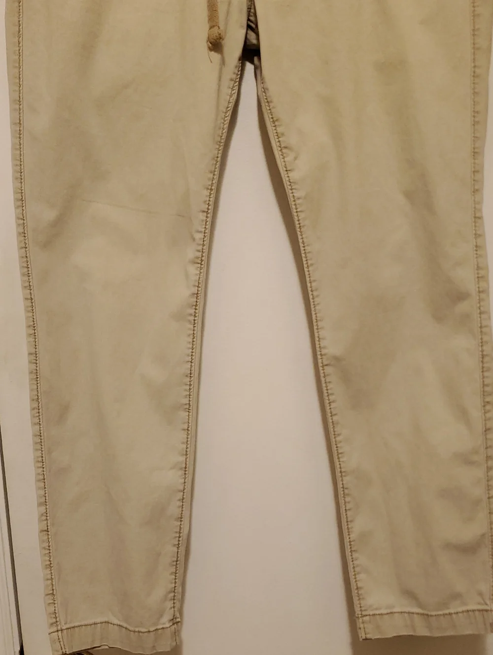 Hollister Men's Chino + Jogger Cream/Tan Size XL